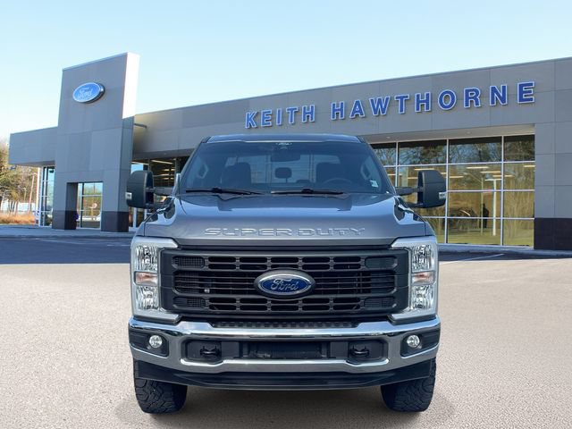 Certified 2025 Ford F250 XL w/ XL Off-Road Package AWD/4WD image 2