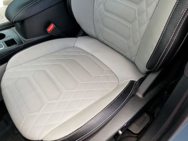 Certified 2023 Ford Escape Platinum w/ Premium Technology Package AWD/4WD image 13