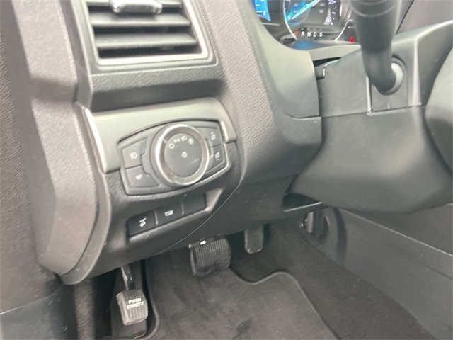 Certified 2018 Ford Explorer XLT w/ Equipment Group 202A image 31