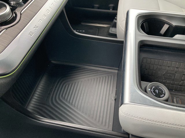 Certified 2025 Ford Expedition Max Platinum w/ Platinum Ultimate Package image 23