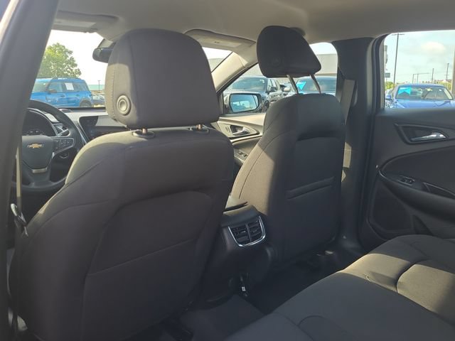 Used 2025 Chevrolet Malibu LT FWD image 12