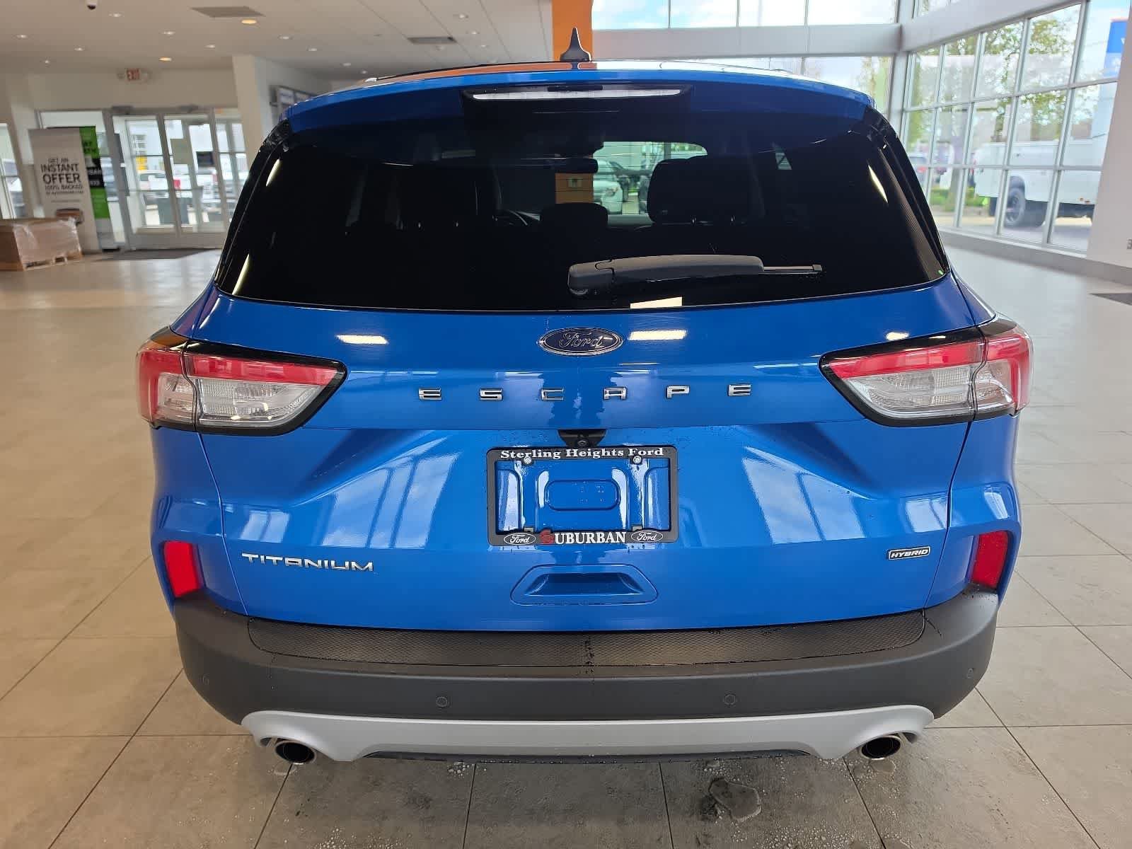 Certified 2021 Ford Escape Titanium FWD image 9