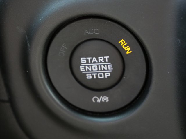 Used 2022 Jeep Wrangler Unlimited Sahara w/ Cold Weather Group AWD/4WD image 22