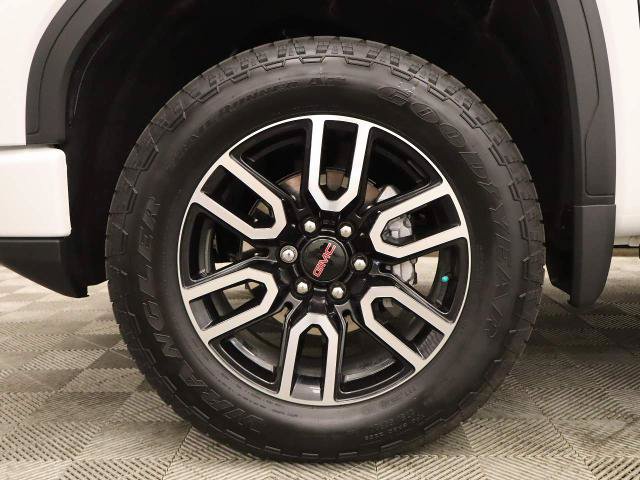 Used 2026 GMC Sierra 1500 AT4 w/ AT4 Premium Package AWD/4WD image 6