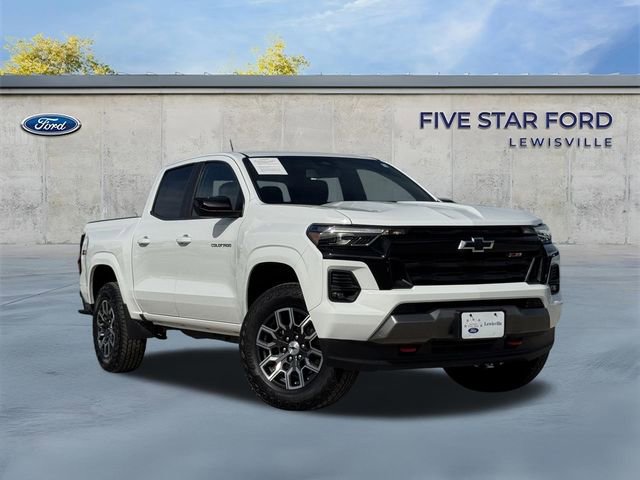 Used 2023 Chevrolet Colorado Z71 w/ Z71 Convenience Package 2