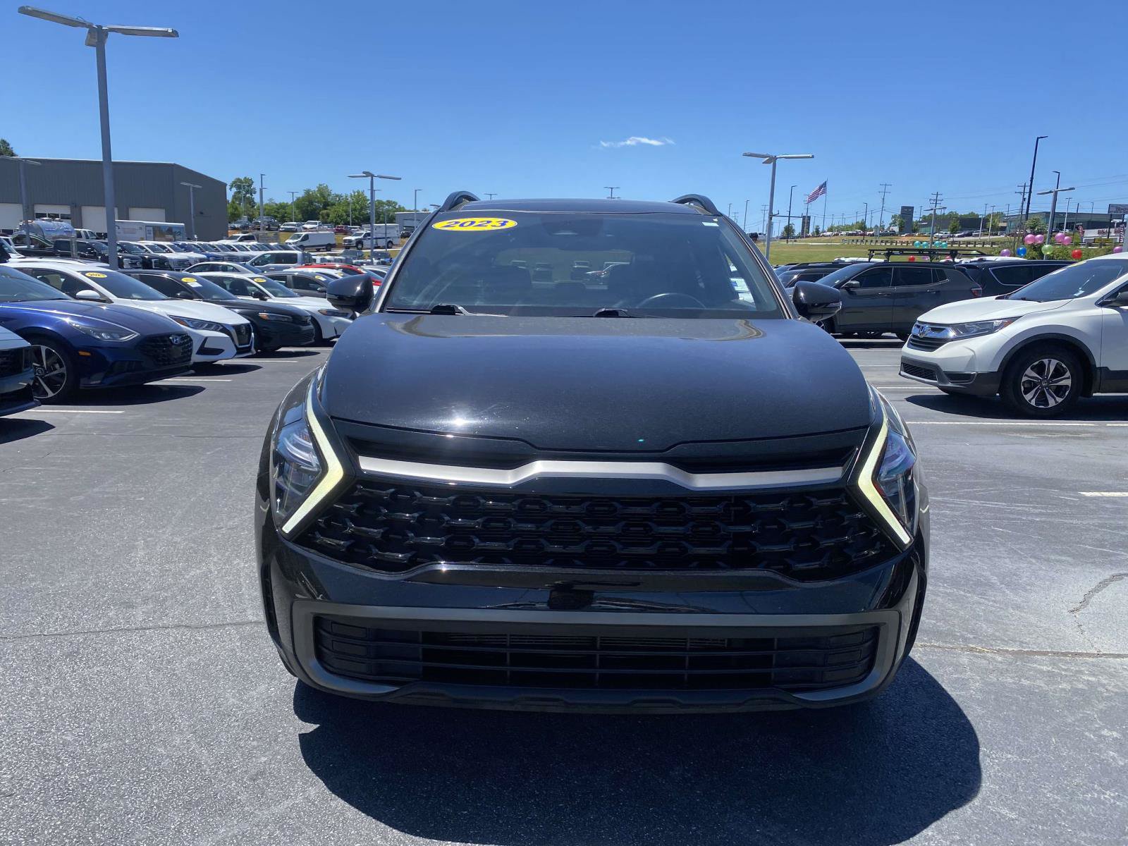 Used 2023 Kia Sportage X-Line w/ X-Line Premium Package AWD/4WD image 2