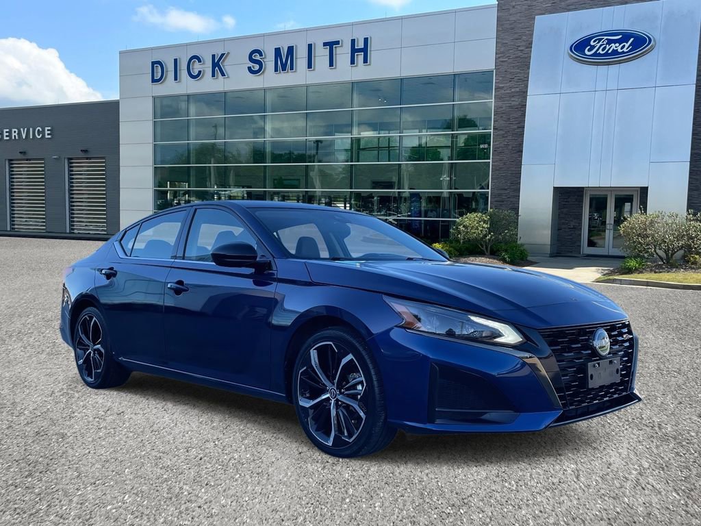 Used 2024 Nissan Altima 2.5 SR