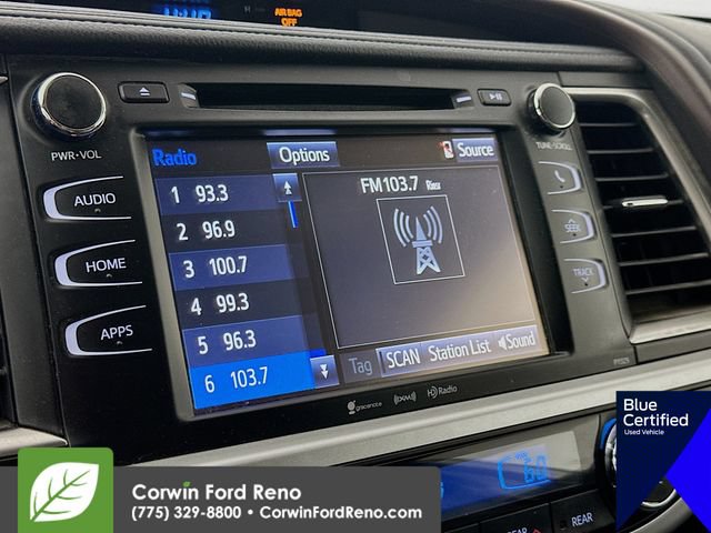Used 2018 Toyota Highlander Plus w/ Preferred Accessory Package AWD/4WD image 18