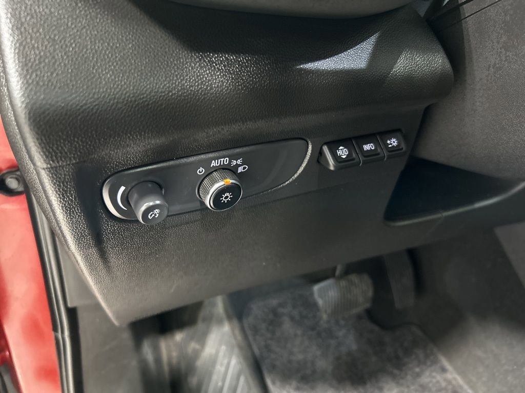 Used 2023 Buick Envision Avenir AWD/4WD image 14