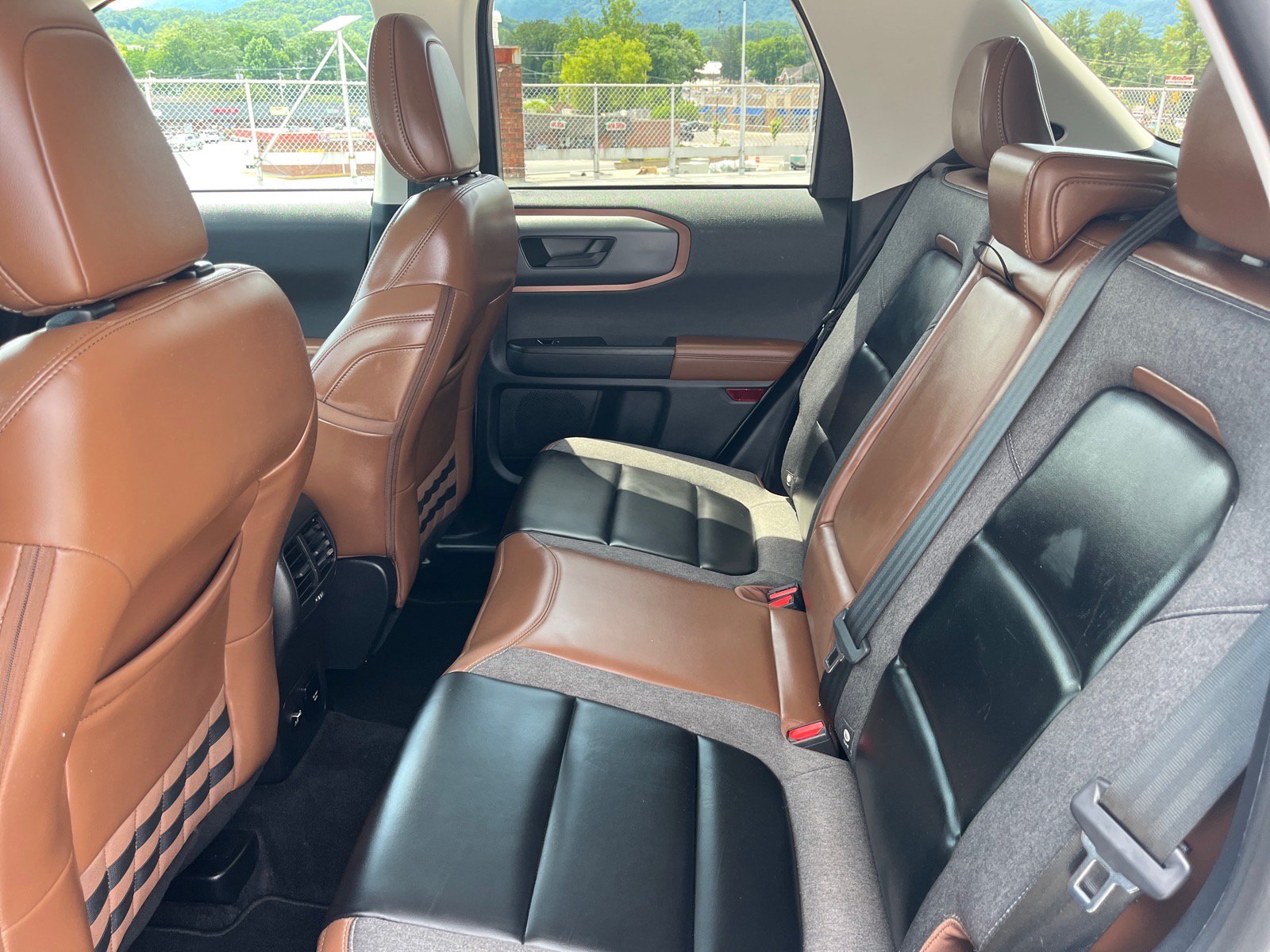 Certified 2024 Ford Bronco Sport Outer Banks w/ Tech Package AWD/4WD image 18