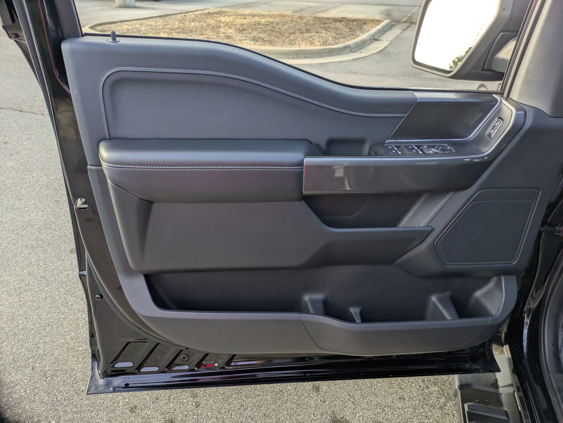 Certified 2023 Ford F150 XLT w/ Equipment Group 302A High image 16