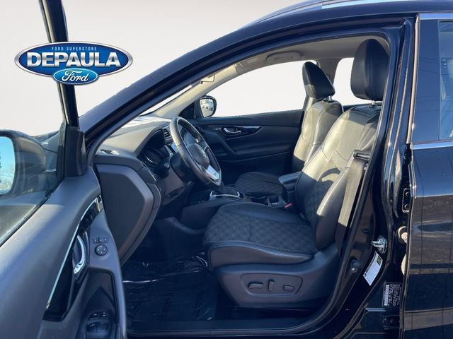 Used 2022 Nissan Rogue Sport SV w/ Technology Package image 11