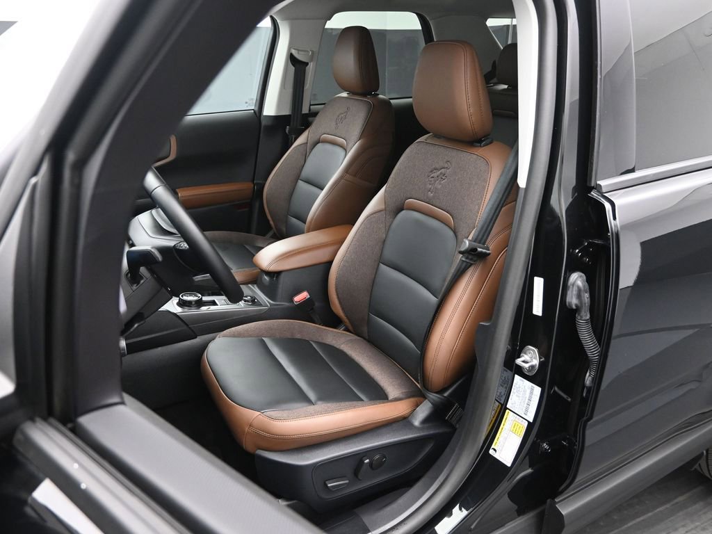 Certified 2025 Ford Bronco Sport Outer Banks w/ Outer Banks Tech Package+ image 9