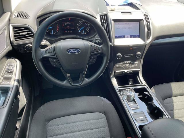 Certified 2020 Ford Edge SE FWD image 4