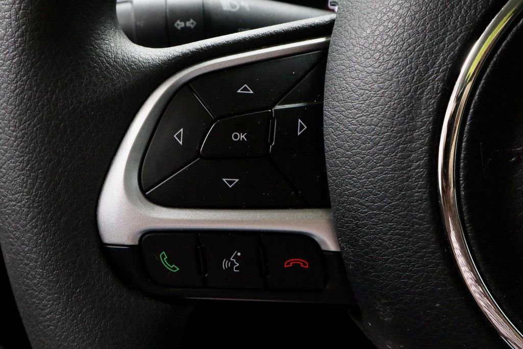 Used 2023 Jeep Renegade Latitude image 27