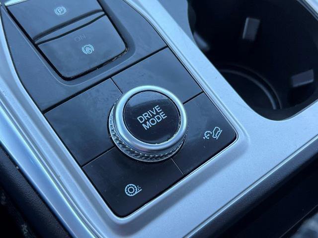 Certified 2023 Ford Explorer XLT w/ Equipment Group 202A image 19