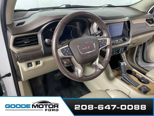 Used 2017 GMC Acadia Denali w/ Technology Package AWD/4WD image 8