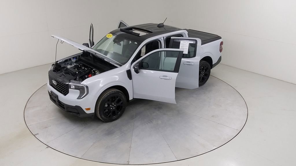 Certified 2025 Ford Maverick Lariat w/ Black Appearance Package AWD/4WD image 57