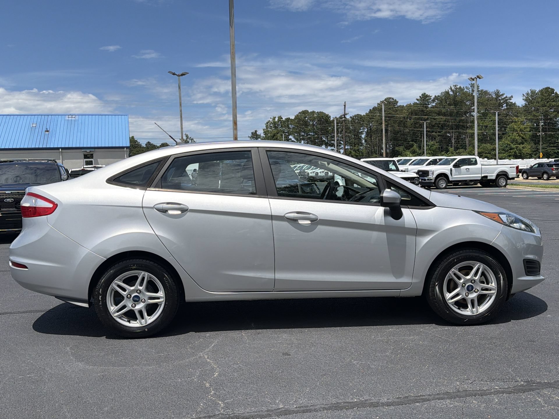 Certified 2018 Ford Fiesta SE FWD image 25