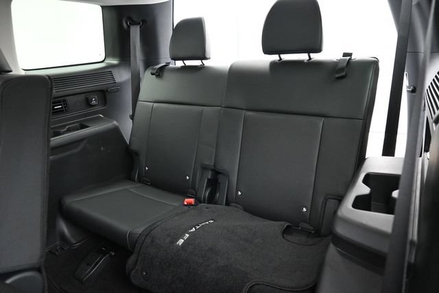 Used 2025 Hyundai Santa Fe XRT w/ Tow & Go Package AWD/4WD image 30