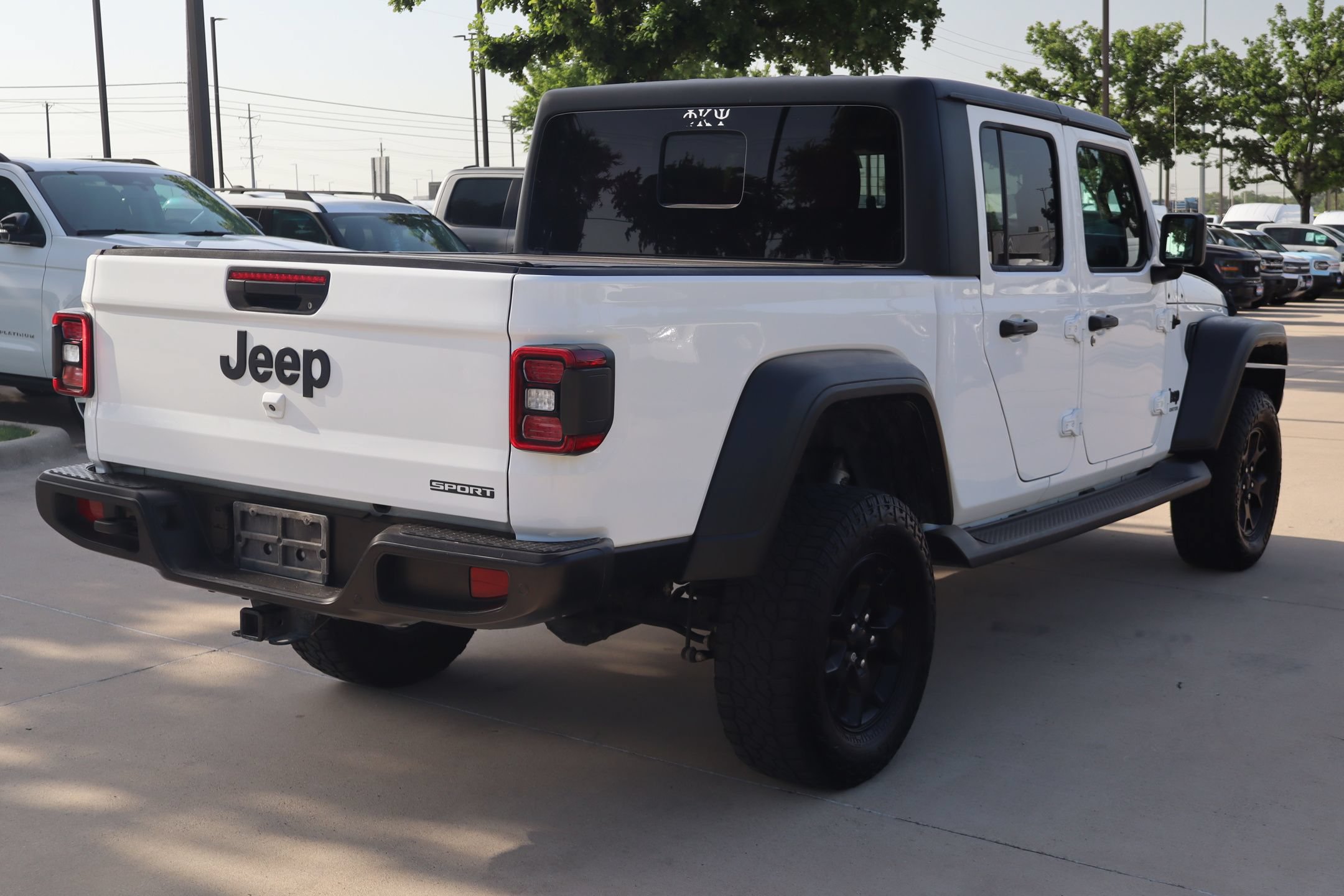 Used 2020 Jeep Gladiator Sport w/ Quick Order Package 24S AWD/4WD image 3