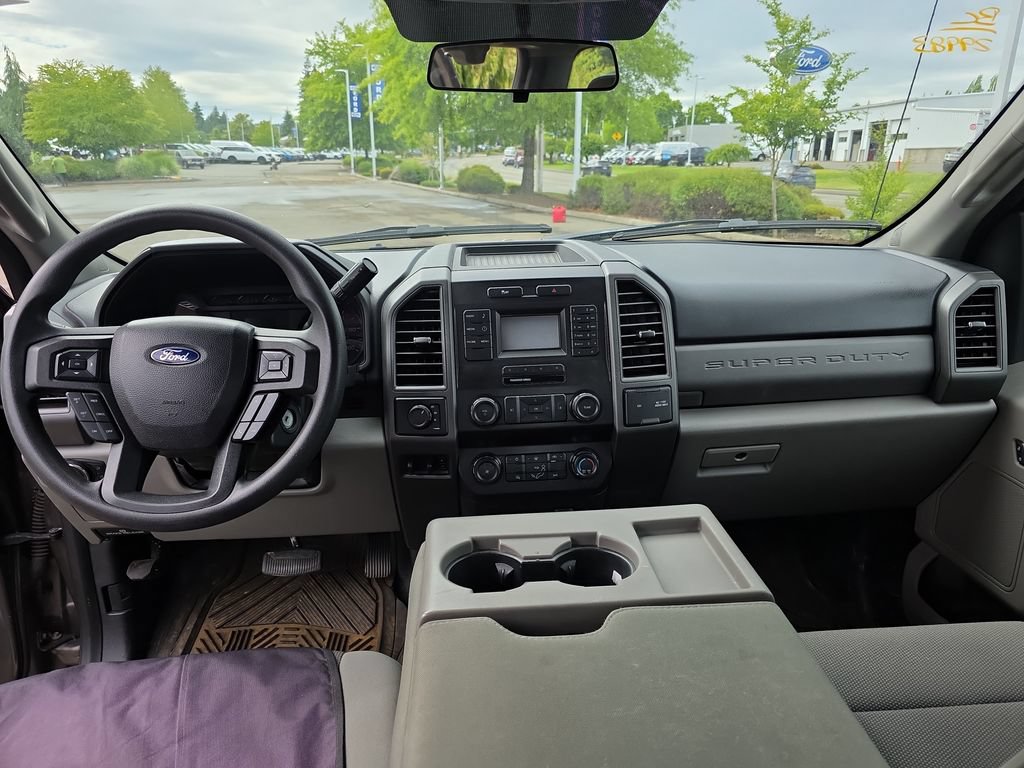 Certified 2019 Ford F250 XL w/ STX Appearance Package AWD/4WD image 7