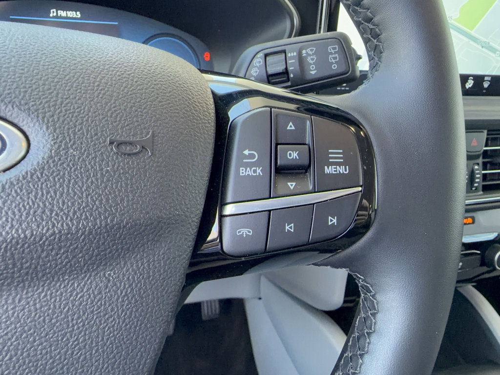 Certified 2025 Ford Escape SE w/ PHEV Premium Package image 24