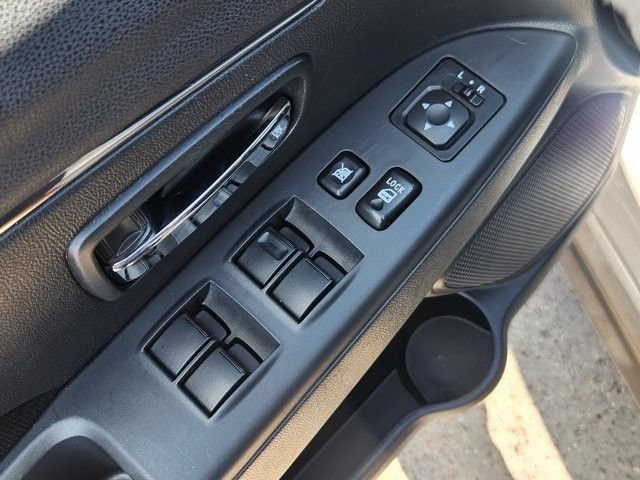 Used 2025 Mitsubishi Outlander Sport ES AWD/4WD image 20