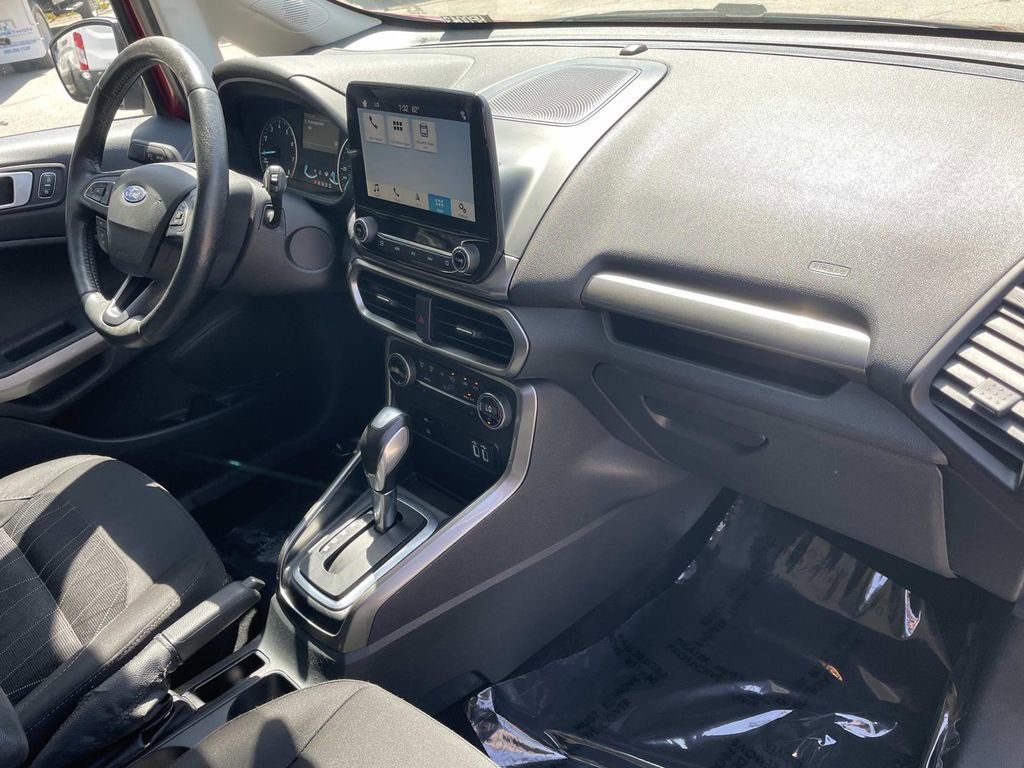 Certified 2018 Ford EcoSport SE FWD image 30