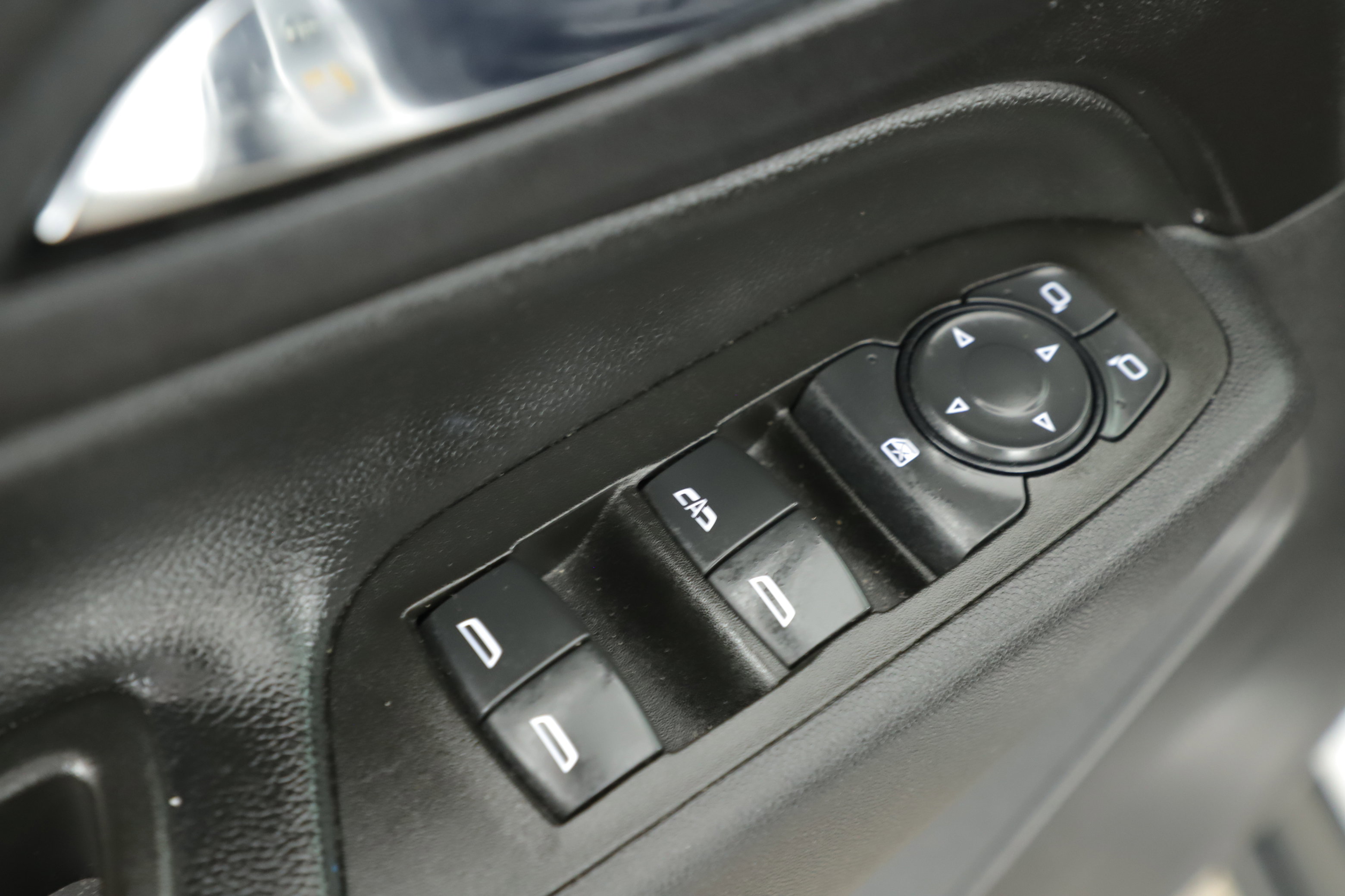 Used 2020 Chevrolet Equinox LT image 9