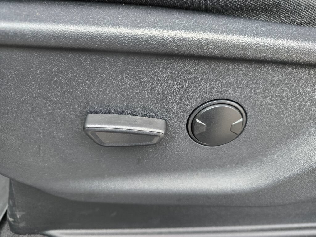 Certified 2025 Ford F250 XLT AWD/4WD image 18