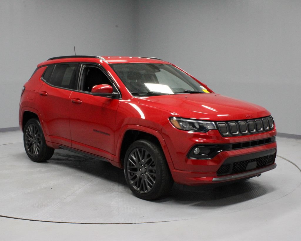 Used 2022 Jeep Compass Limited AWD/4WD video 1