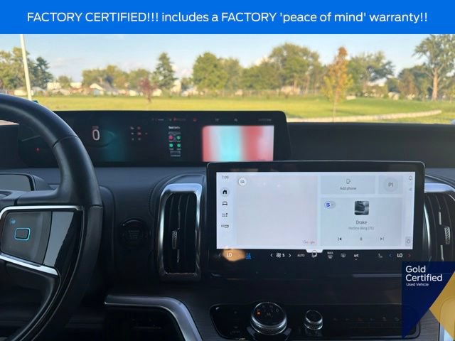 Certified 2025 Ford Expedition Max Platinum w/ Driver's Package AWD/4WD image 48