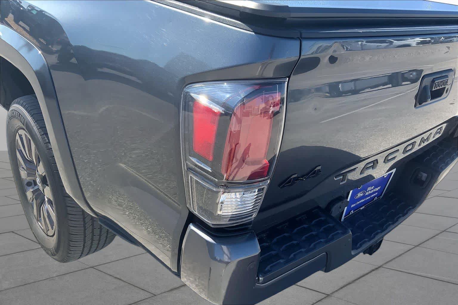Used 2021 Toyota Tacoma Limited w/ Nightshade Package AWD/4WD image 29
