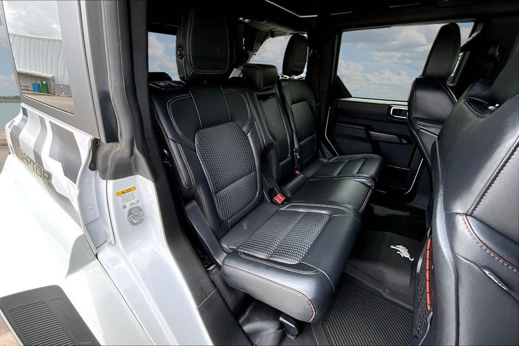 Certified 2024 Ford Bronco Raptor w/ Interior Carbon Fiber Pack 6 AWD/4WD image 27
