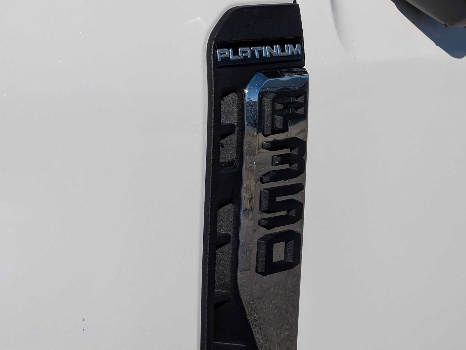 Certified 2024 Ford F350 Platinum w/ FX4 Off-Road Package AWD/4WD image 11