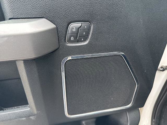 Certified 2019 Ford F350 Platinum w/ Platinum Ultimate Package image 12