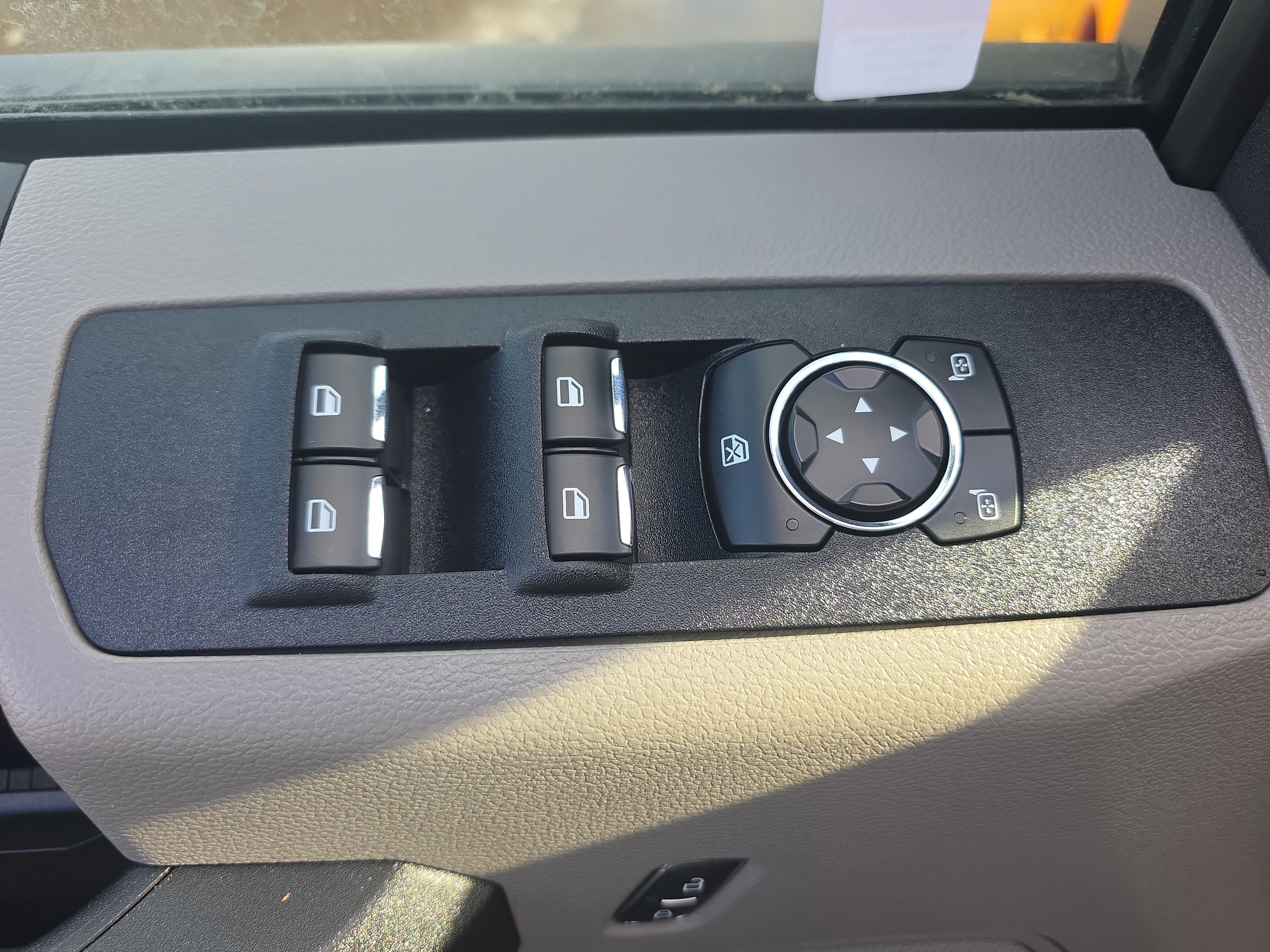 Certified 2020 Ford F250 XL w/ Power Equipment Group image 23