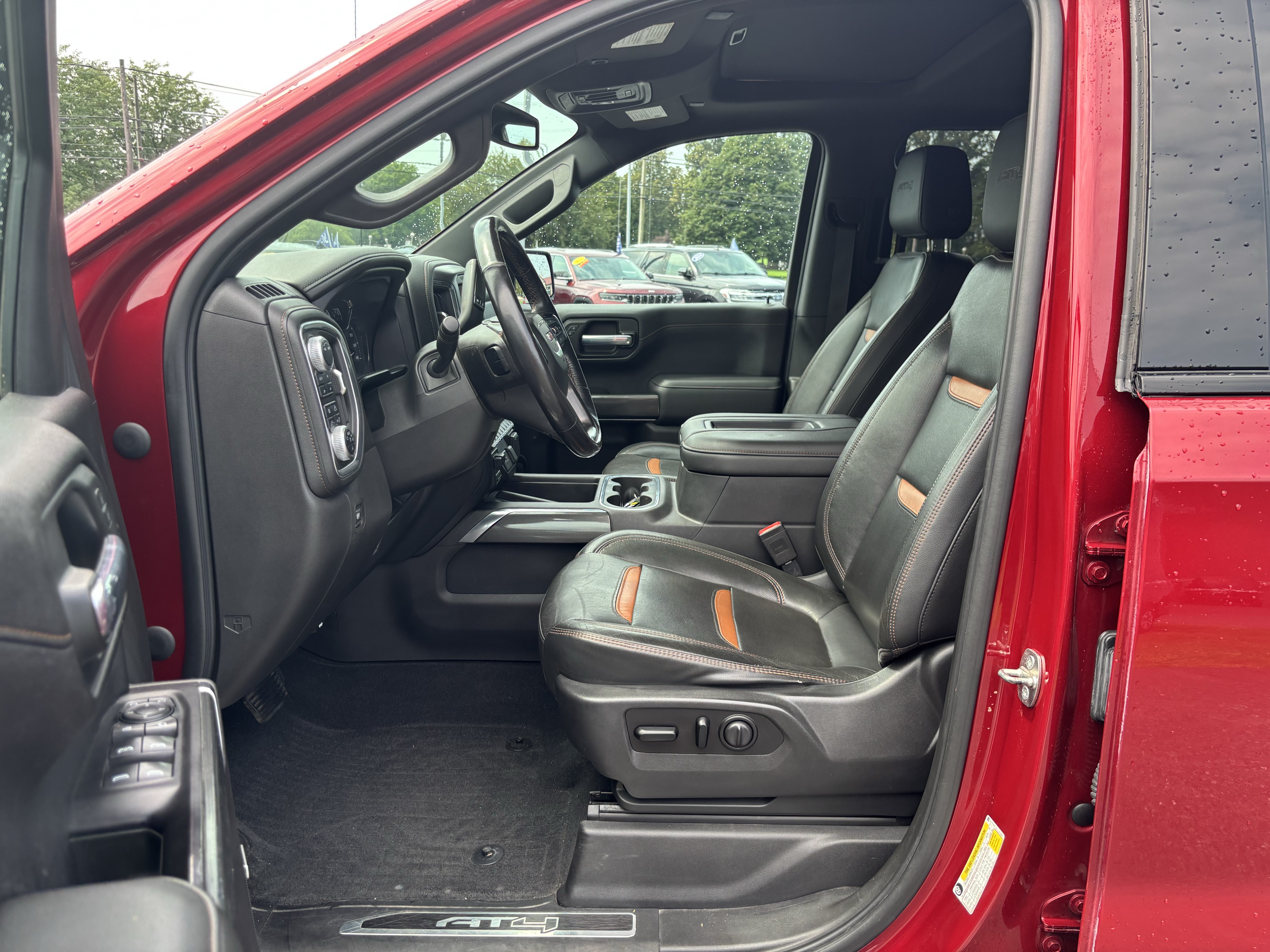 Used 2020 GMC Sierra 1500 AT4 w/ AT4 Premium Package AWD/4WD image 16