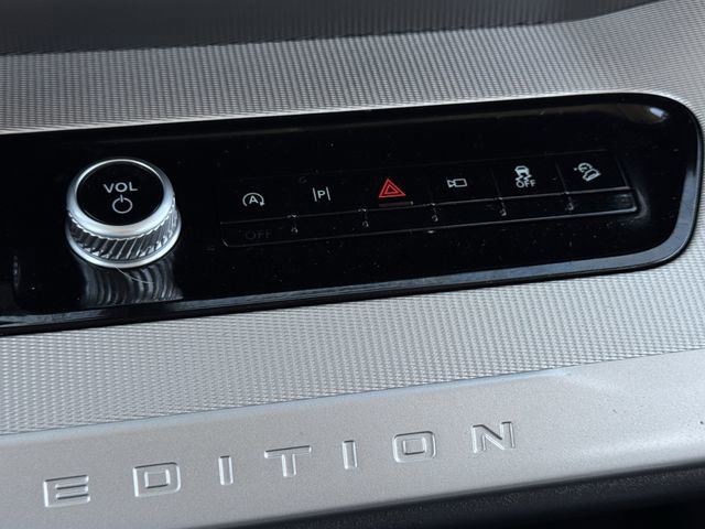 Certified 2025 Ford Expedition Active AWD/4WD image 20