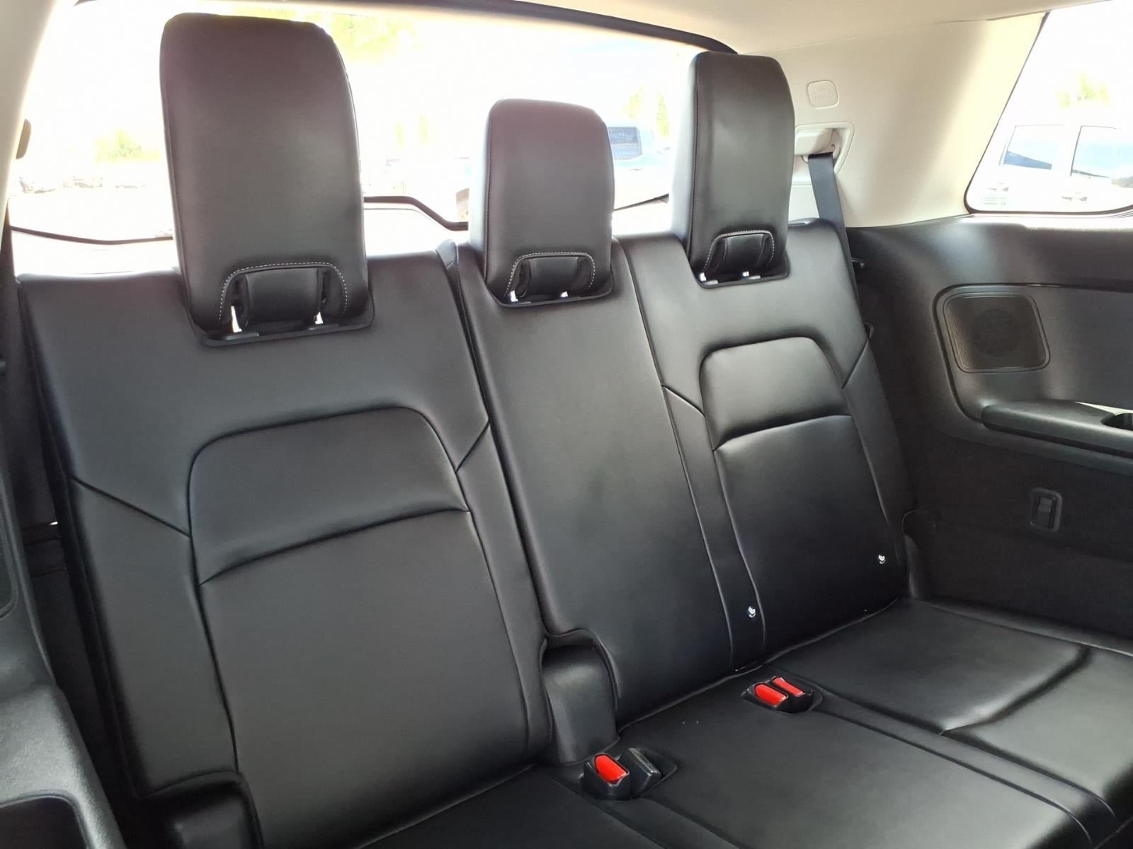 Used 2024 Nissan Pathfinder Platinum AWD/4WD image 16