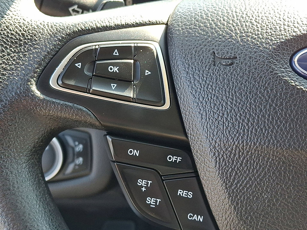Certified 2017 Ford Escape SE w/ SE Cold Weather Package AWD/4WD image 23