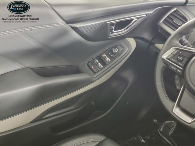 Used 2023 Subaru Forester Limited image 33