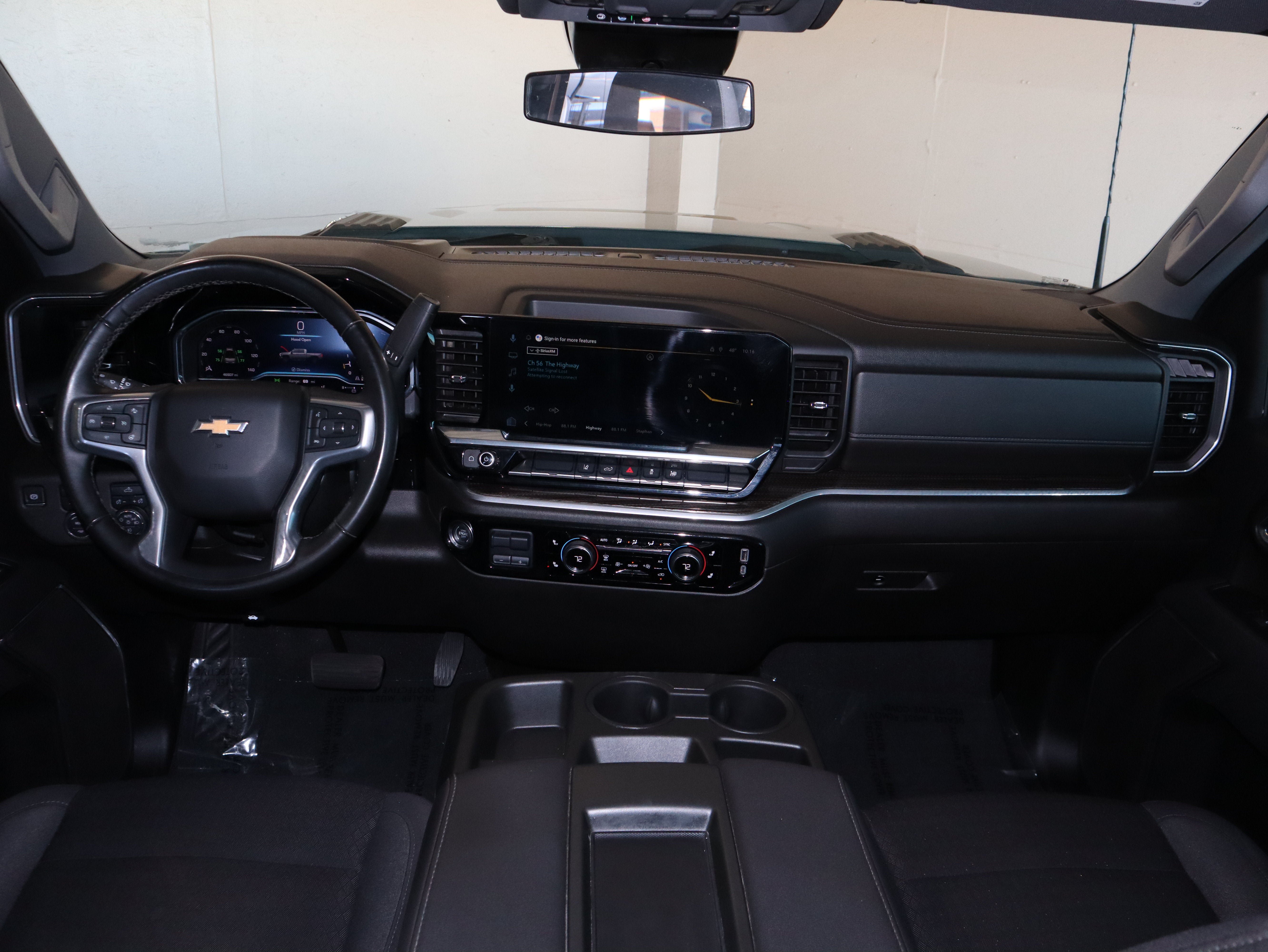 Used 2025 Chevrolet Silverado 2500 LT w/ Convenience Package AWD/4WD image 26