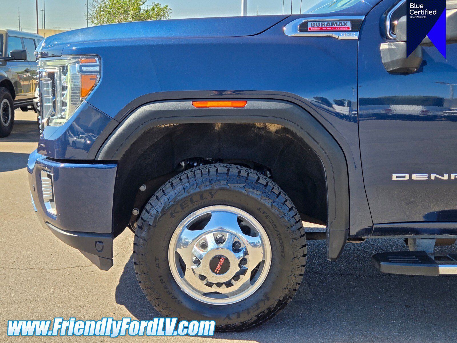Used 2022 GMC Sierra 3500 Denali w/ Denali Ultimate Package AWD/4WD image 8