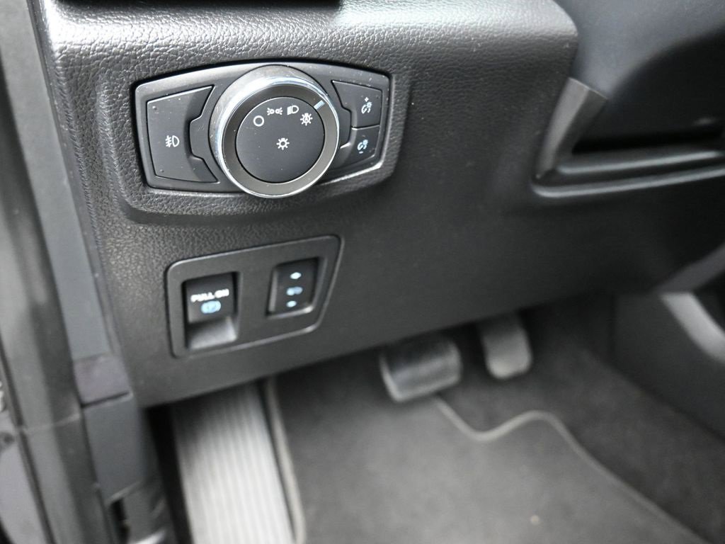 Certified 2021 Ford Expedition Platinum image 13