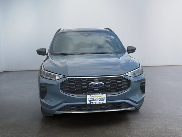 Certified 2023 Ford Escape ST-Line w/ Tech Pack #1 AWD/4WD image 8