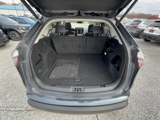 Certified 2022 Ford Edge SEL w/ Convenience Package AWD/4WD image 10