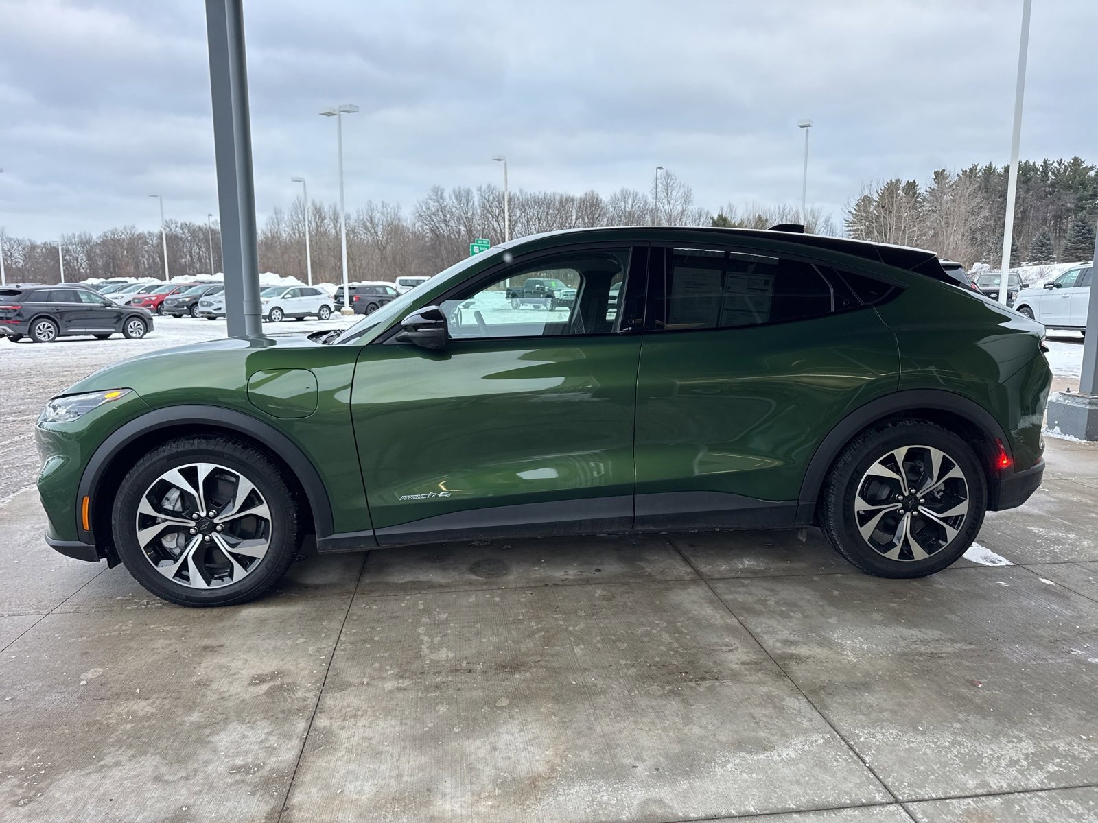 Certified 2025 Ford Mustang Mach-E Select w/ Comfort Package Lite image 7