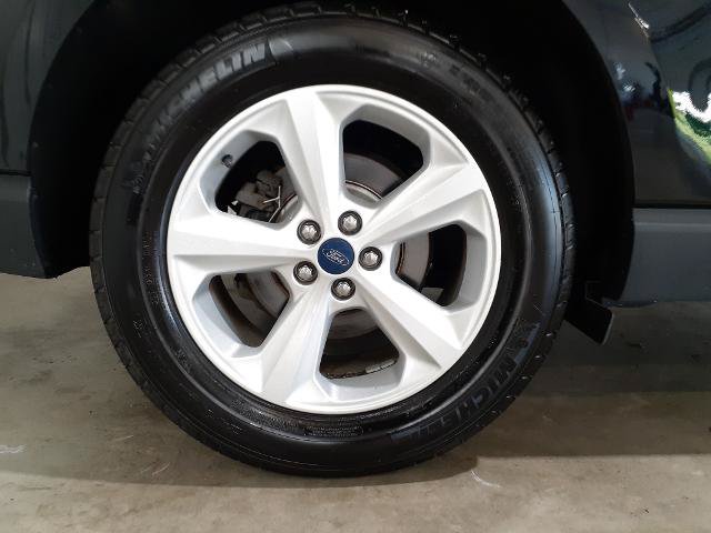 Certified 2020 Ford Edge SE FWD image 14